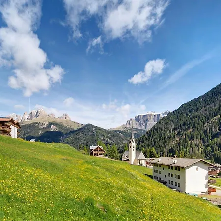 Camilla Apartment Canazei